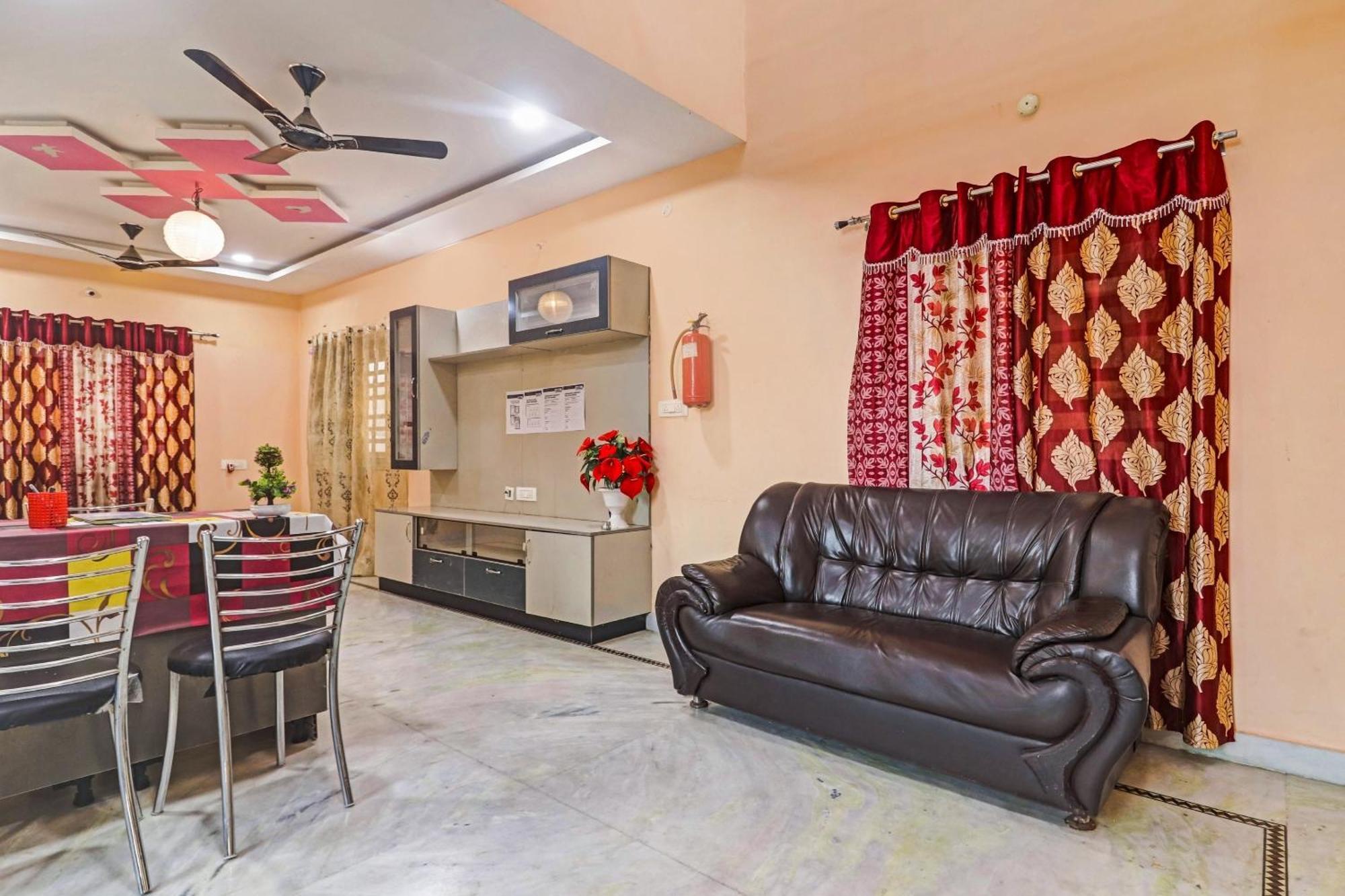 Hotel O Royal Stay Near Mantra Mall Haidar Sahibguda Dış mekan fotoğraf