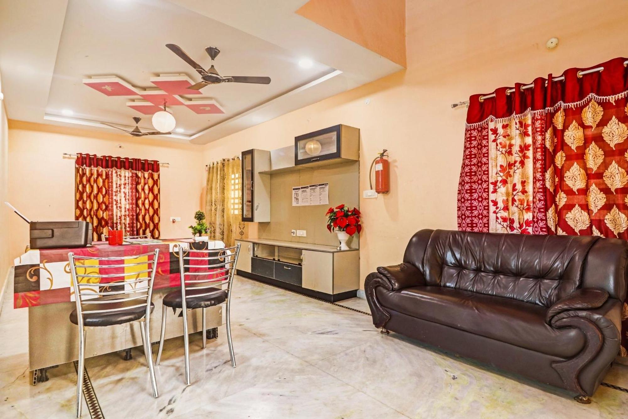 Hotel O Royal Stay Near Mantra Mall Haidar Sahibguda Dış mekan fotoğraf